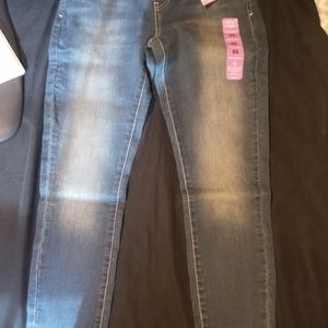 Levi's  Pull On Skinny Jeans size 8